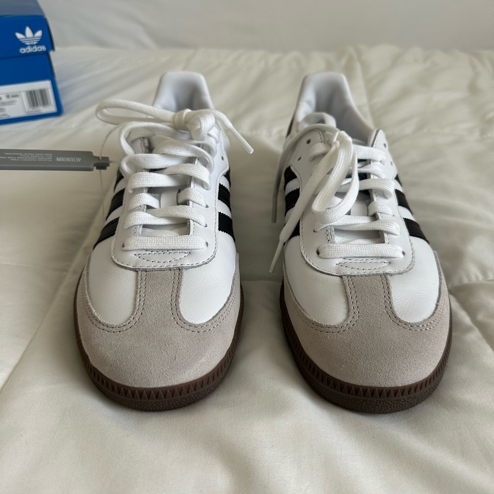 *NEVER WORN* Adidas OG Samba Sneakers White/Black/Gray in size 10